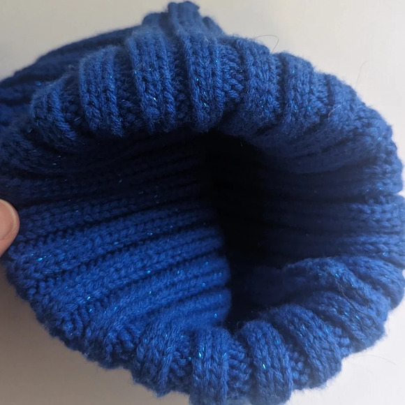 Winter Essentials Knitted Blue Ribbed Beanie  Touque Hat - Picture 8 of 8